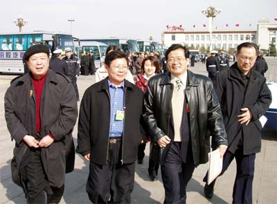 ������ǰ��ί�T�����і|���w���Aί�T������ί�T