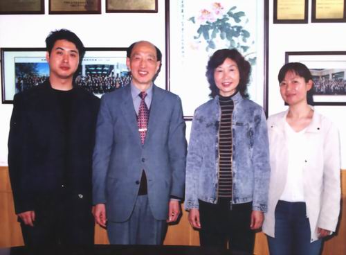 ��ί���C�Pȫ�wͬ־��Ӱ