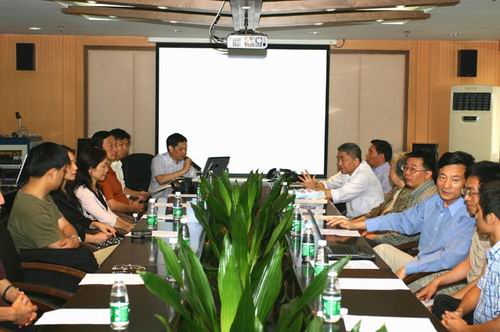 ���M�V�|ʡί�߶���ҕ�C�P(gu��n)��Ϣ�����O(sh��)���D�����M���븱��ϯ�����M�V�|ʡί��ί�_�����W�R�V�|���M�W(w��ng)վ���W(w��ng)��֧������_ͨ�xʽ