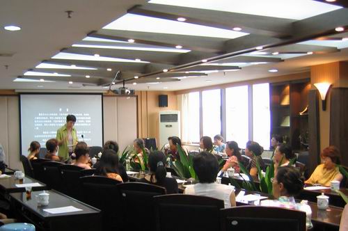 �C�P(gu��n)ע���Ļ����O(sh��)���D�錣�Ҟ�C�P(gu��n)�DŮ���P(gu��n)�ڷ�����v��