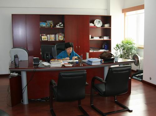 ƈ������ί���k��