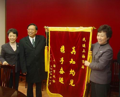 �Ϻ������f(xi��)�����M�Ϻ���ί��ٛ���\��