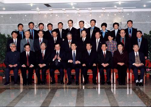 �й����뿂��ӛ���\���������I(l��ng)��(d��o)ͬ־���L���M(j��n)�����ʹ�Һ�Ӱ