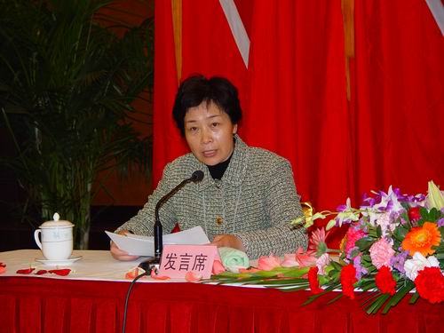 ���M(j��n)���븱��ϯ�����M(j��n)�|��ʡί��(hu��)��ί�R�F��(j��ng)�(y��n)��B