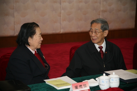 ��������������λ��ǰ݅�ڽ�Մ