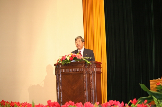 ȫ���˴�ί��(hu��)��ί�T�L�����M(j��n)������ϯ�S������vԒ�л�������M(j��n)60����Ċ^���v�������Y(ji��)�����M(j��n)�Ěvʷ��(j��ng)�(y��n)��