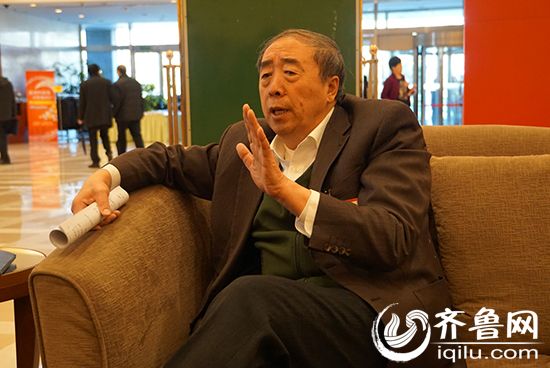 全國(guó)政協(xié)委員，山東省政協(xié)原副主席栗甲提出，以運(yùn)河沿線(xiàn)重要節(jié)點(diǎn)城市為依托，搞好遺產(chǎn)保護(hù)和生態(tài)建設(shè)